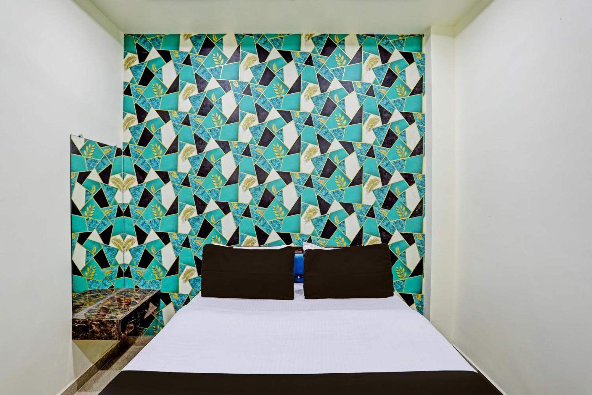 Hotel O P S Nagpur Esterno foto