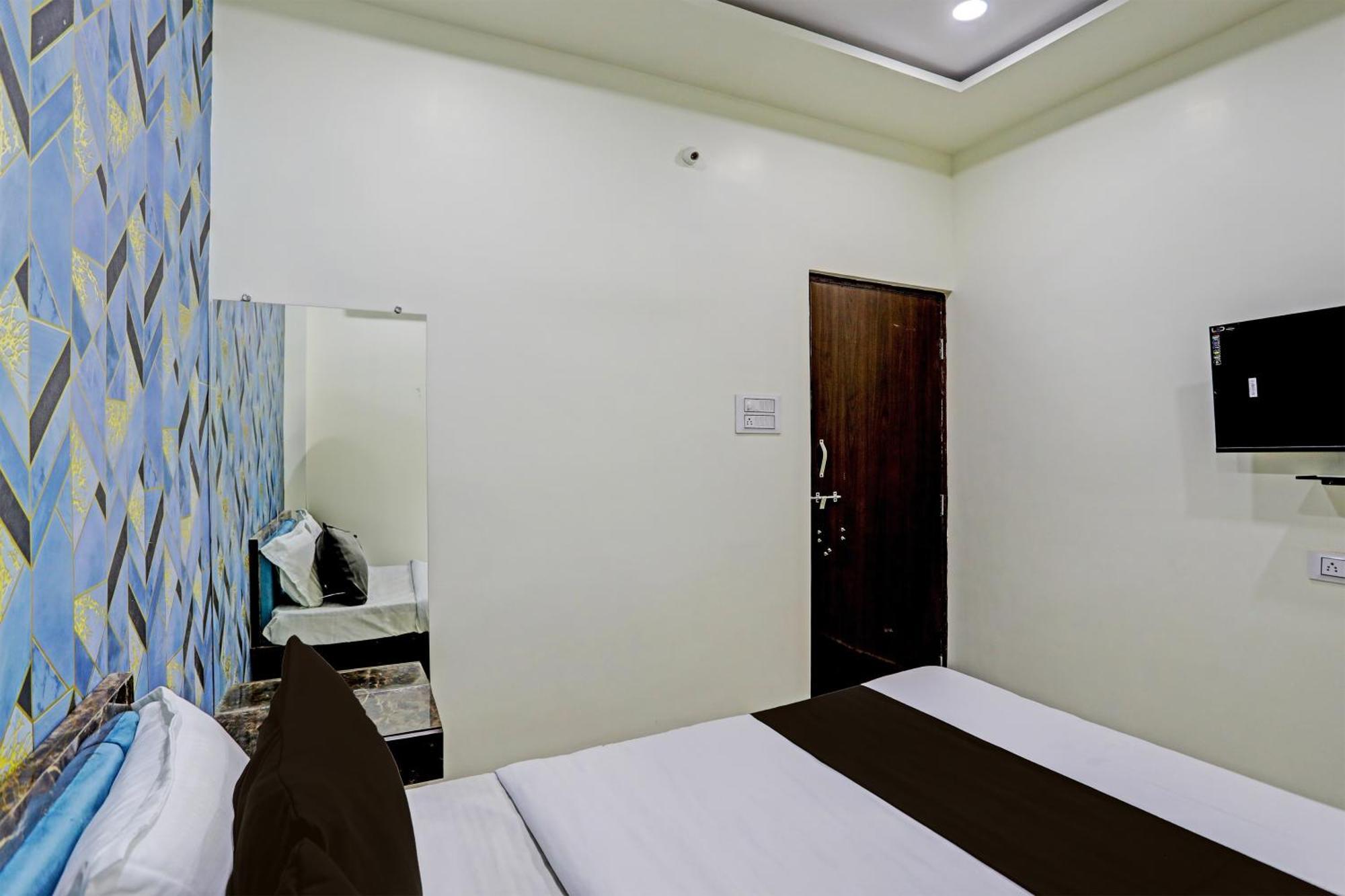 Hotel O P S Nagpur Esterno foto
